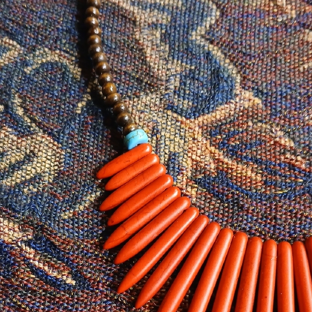 Beautiful Handmade Red and Brown Beaded Necklace - Picture 3 of 4
